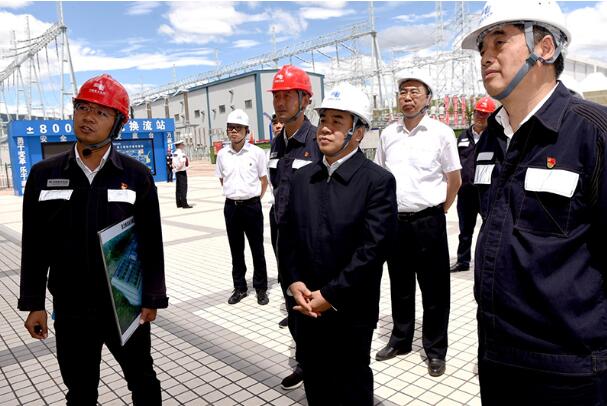 南方電網(wǎng)公司董事長(zhǎng)、黨組書記孟振平赴云南調(diào)研