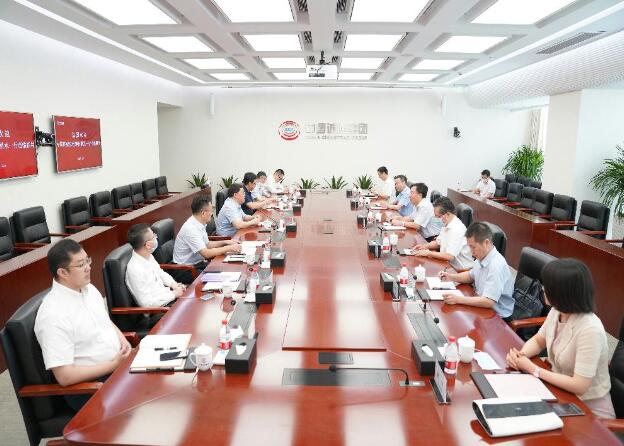 中國能建總經(jīng)理、黨委副書記孫洪水拜訪中國誠通董事長朱碧新