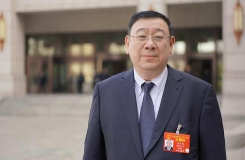 國網(wǎng)湖南省電力有限公司董事長、黨委書記 孟慶強(qiáng):推動電池儲能產(chǎn)業(yè)發(fā)展 助力實(shí)現(xiàn)碳達(dá)峰、碳中和目標(biāo)