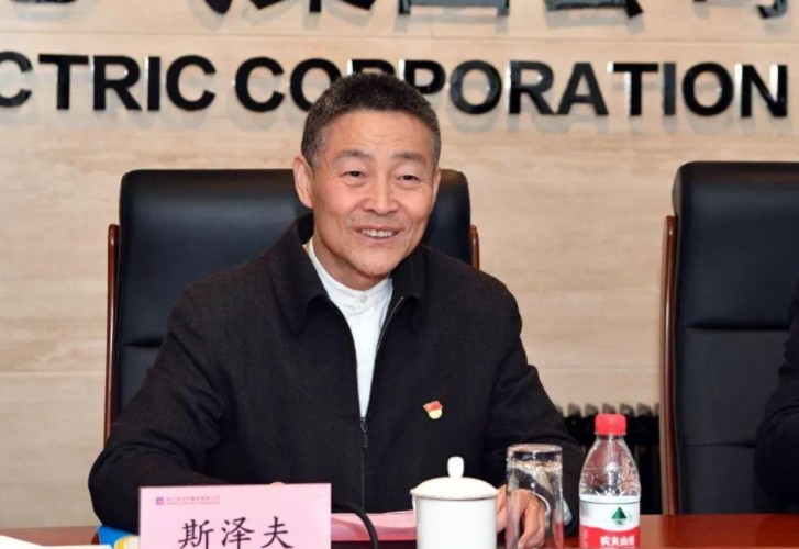 發(fā)展新能源要與電力安全統(tǒng)籌兼顧——訪全國政協(xié)常委，哈爾濱電氣集團有限公司黨委書記、董事長斯?jié)煞? /></a></div>
				<div   id=
