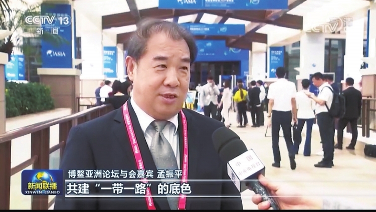 南方電網(wǎng)公司董事長(zhǎng)、黨組書(shū)記孟振平接受央視《新聞聯(lián)播》采訪