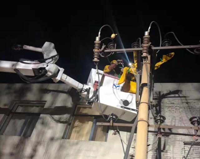 烏海電業(yè)局配電帶電作業(yè)處：11、7、23