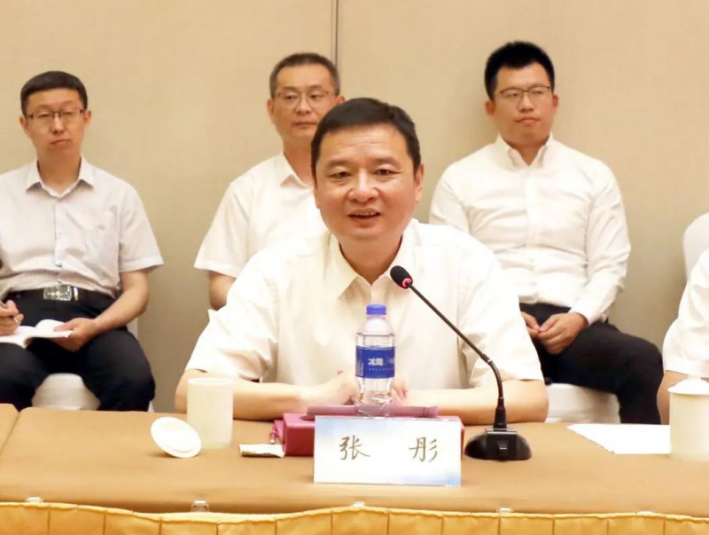協(xié)鑫、徐工聯(lián)手！布局新能源