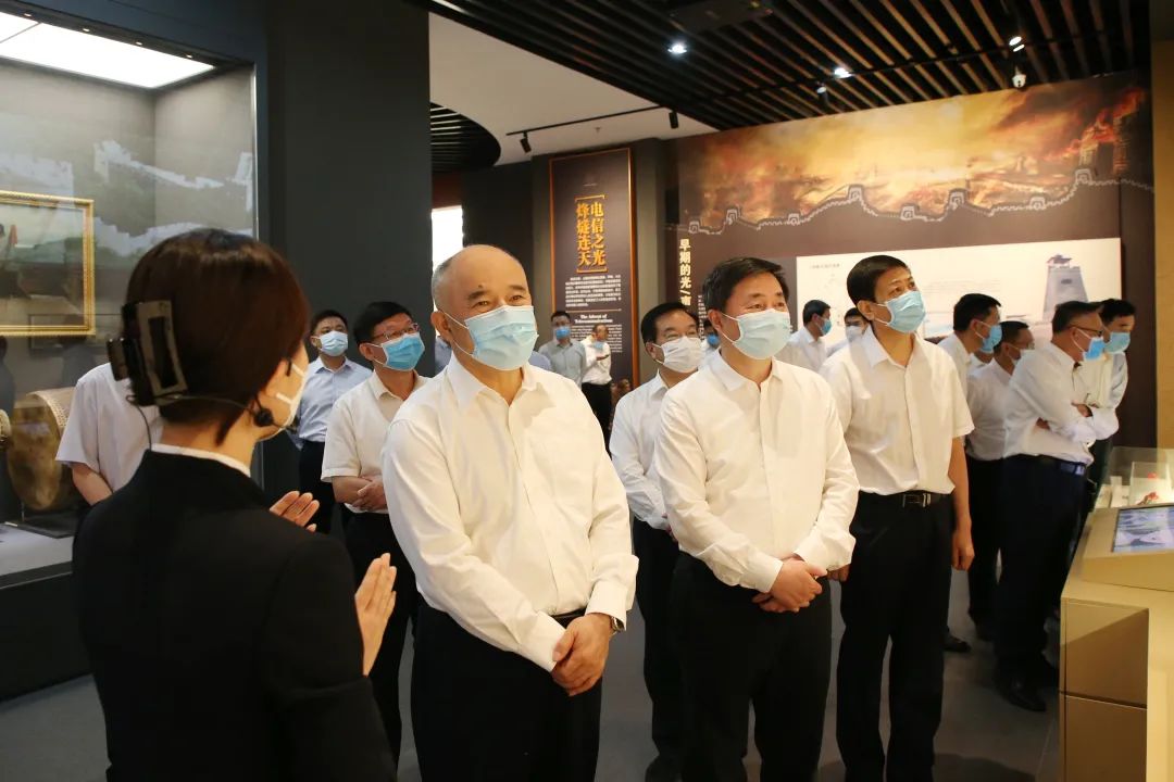 周國平會見中國電信集團(tuán)黨組書記、董事長柯瑞文