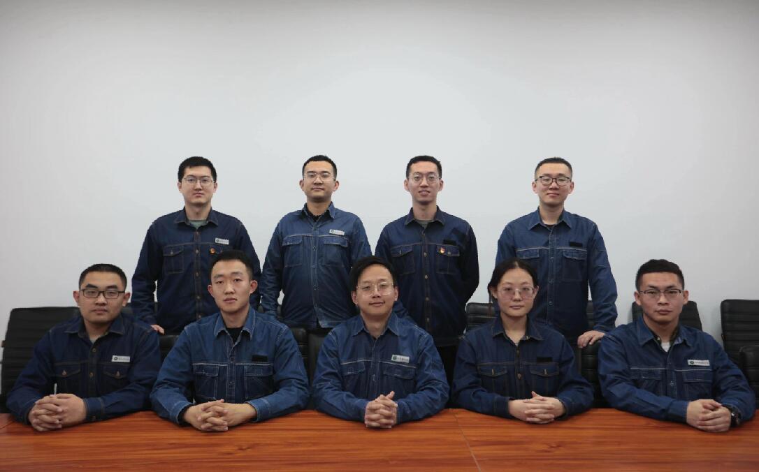 以青春之我，創(chuàng)建青春之電網(wǎng)——記錫林郭勒超高壓通信設備運檢班
