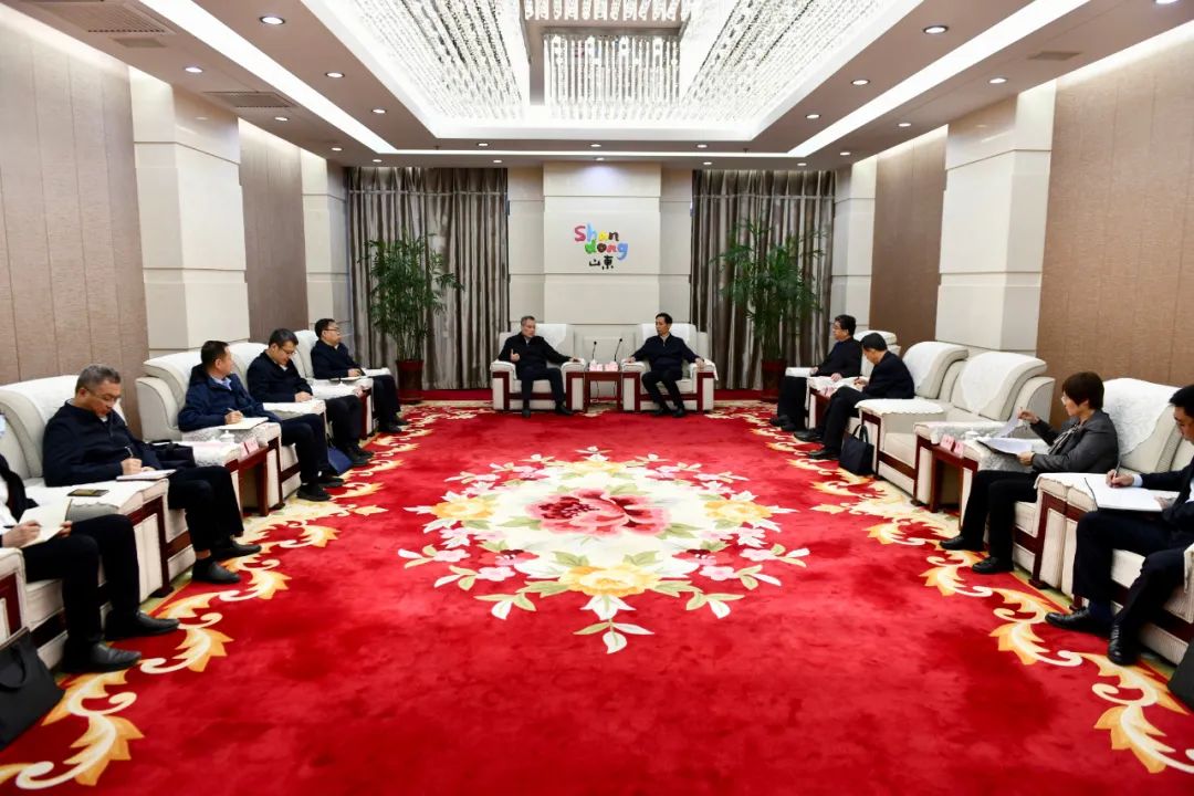 大唐山東發(fā)電公司黨委書記、董事長趙永力拜會菏澤市委副書記、市長張倫