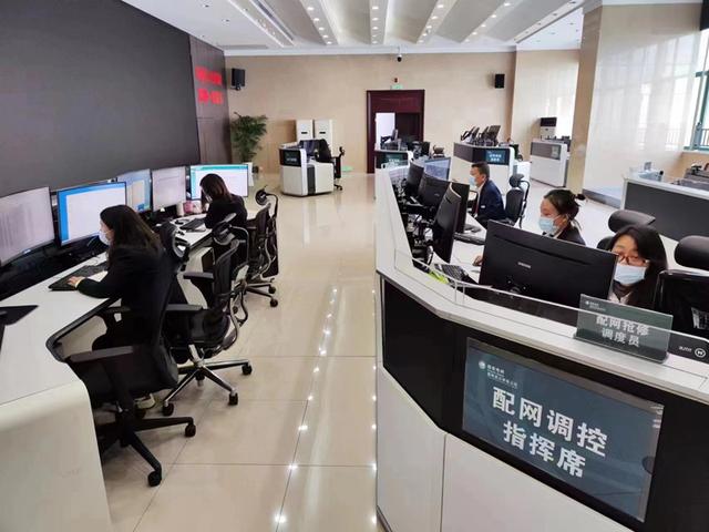 國網(wǎng)武漢供電公司保供不缺失、服務(wù)不打烊