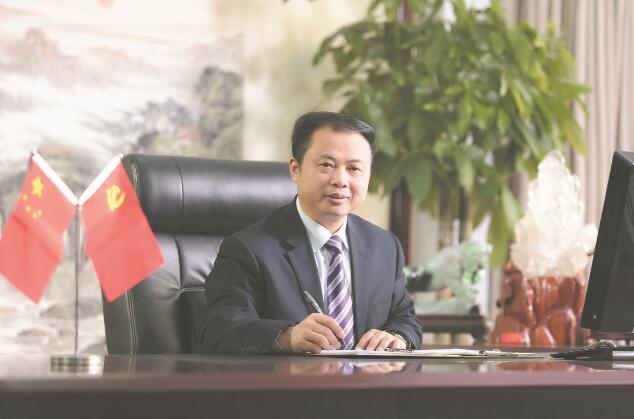 全國人大代表、天能控股集團有限公司董事長張?zhí)烊危喊l(fā)揮科技創(chuàng)新主力軍作用 推動儲能產(chǎn)業(yè)高質(zhì)量發(fā)展