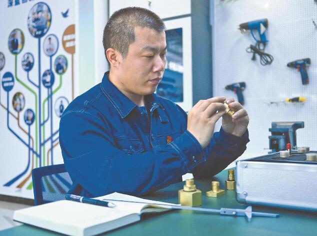何龍：扎根北疆9年，他找到了自己的位置