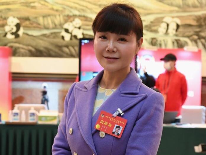 四川省政協(xié)委員李佳蔚：四川要優(yōu)化碳產(chǎn)品、參與碳交易，不斷完善碳設(shè)施