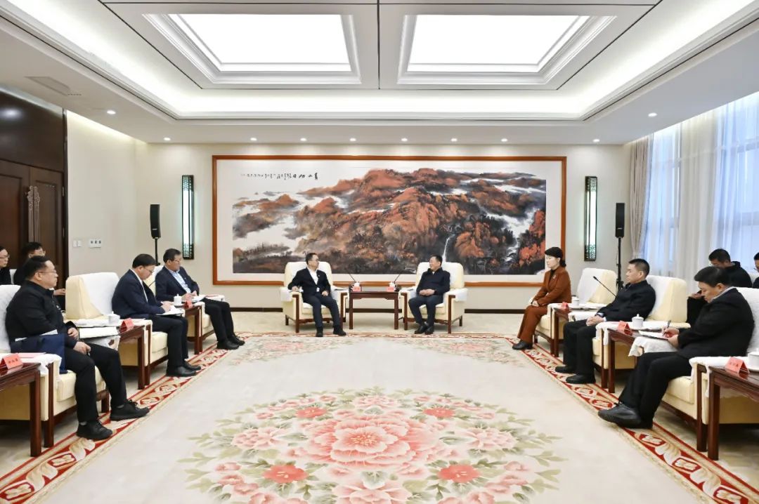 中國大唐集團有限公司董事長鄒磊拜會內蒙古自治區(qū)黨委書記孫紹騁、自治區(qū)主席王莉霞