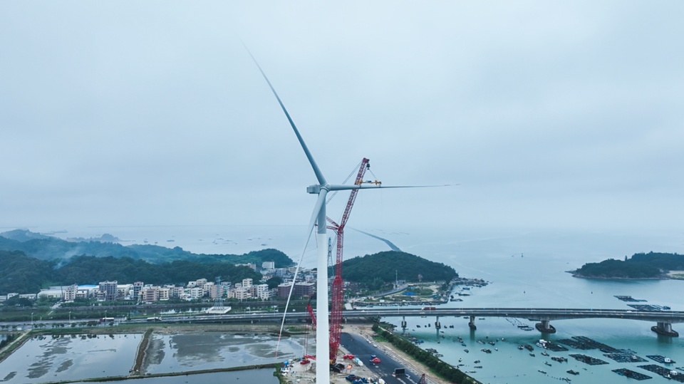 全球最大功率海上風(fēng)電機(jī)組，每轉(zhuǎn)一圈可產(chǎn)生38度電