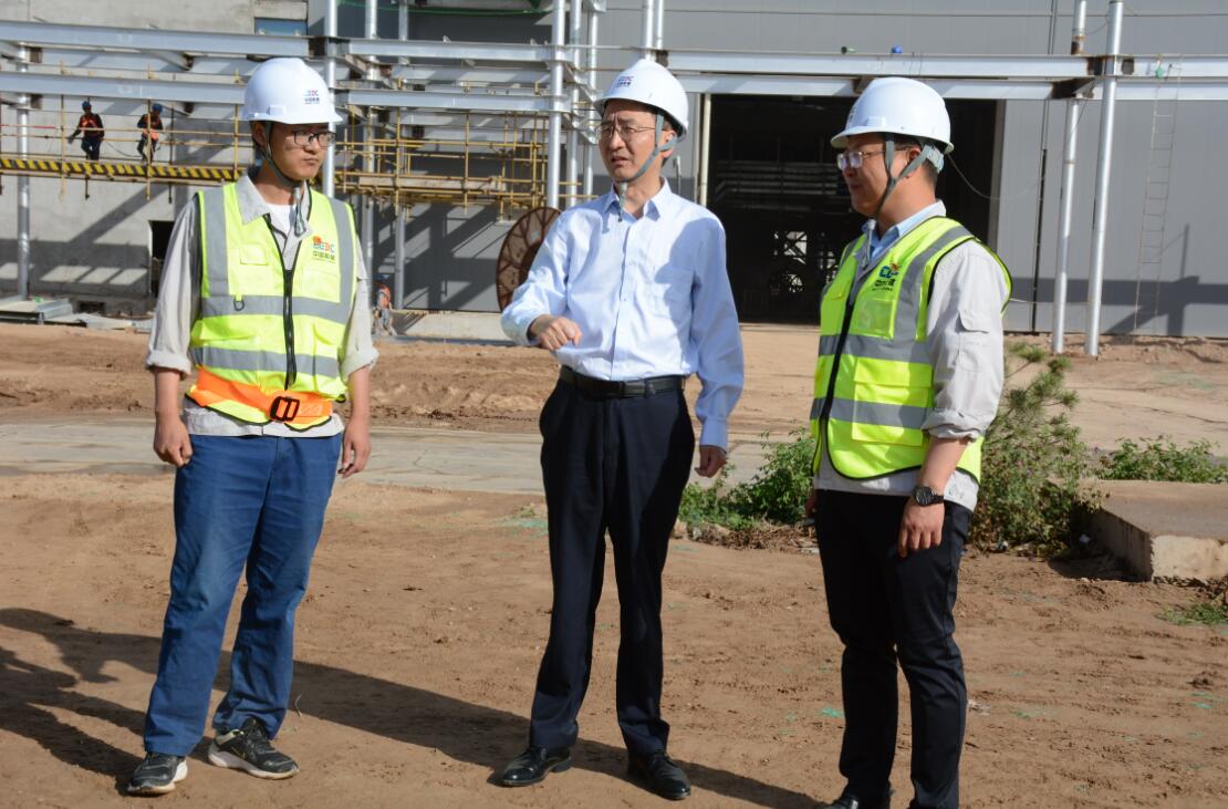 中國能建建筑集團(tuán)黨委委員、副總經(jīng)理汪公河到正寧百萬項目調(diào)研指導(dǎo)