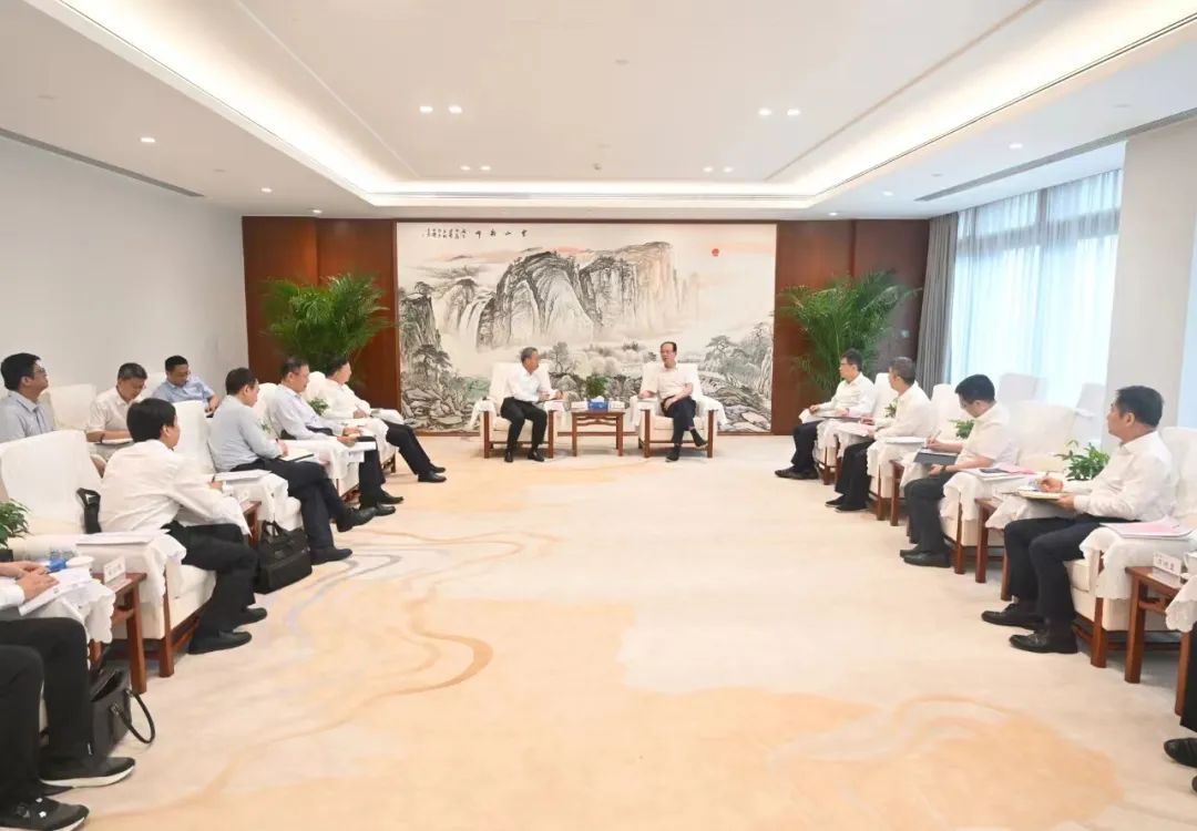 中國電建黨委書記、董事長丁焰章會見南瑞集團董事長、黨委書記山社武