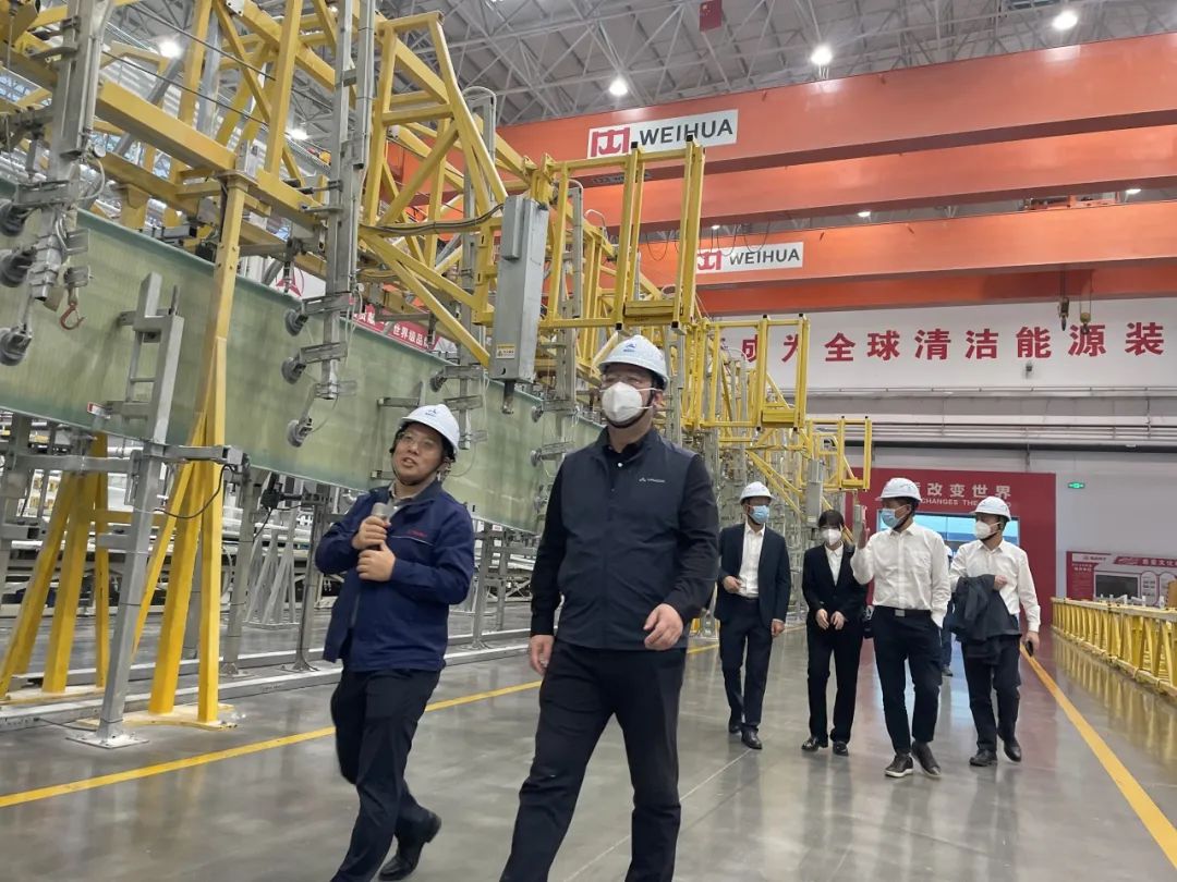 華電浙江公司黨委書記趙偉東赴中車株洲所、三一重能、湖南大學(xué)全國(guó)重點(diǎn)實(shí)驗(yàn)室開展高層交流活動(dòng)  華電浙江 2024年10月27日 18:46 浙江      10月24-26日，華電浙江公司黨委書記、執(zhí)行