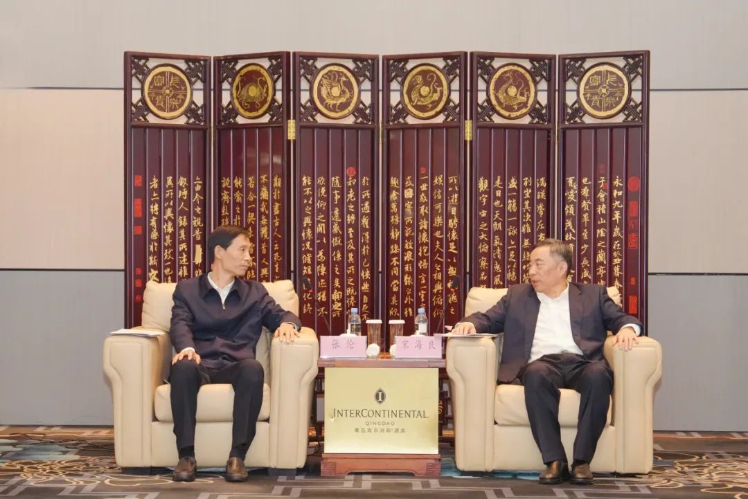 中國(guó)能建黨委書記、董事長(zhǎng)宋海良與菏澤市委書記張倫會(huì)談